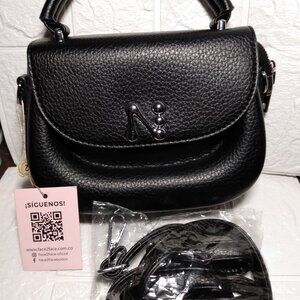 Black Purse Shoulder Bag With Detachable Strap ~ New With Tag